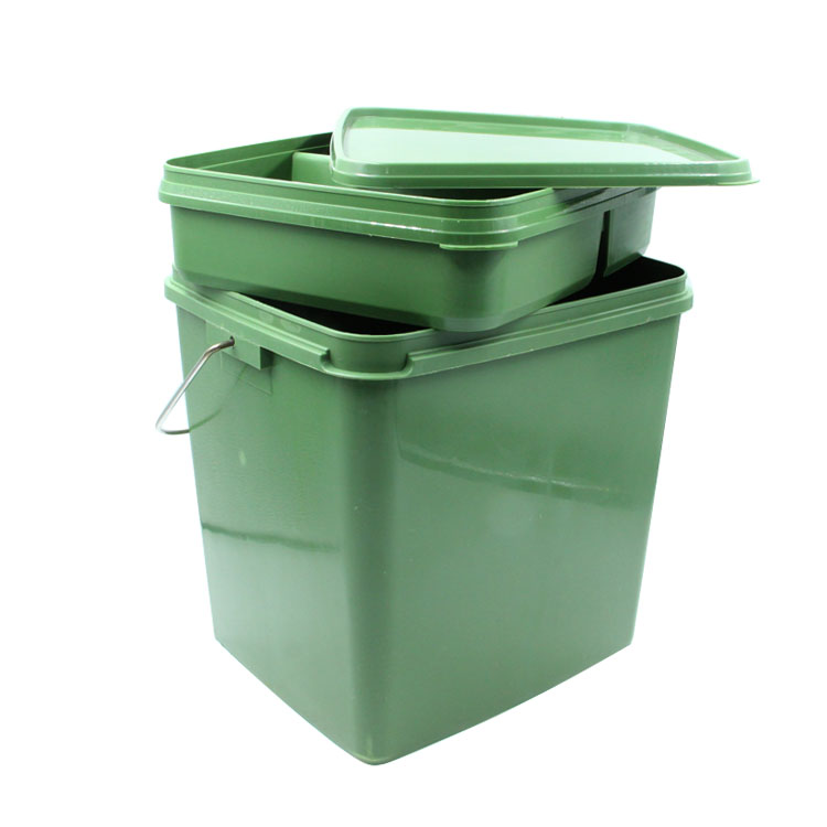 Cubo de carpas