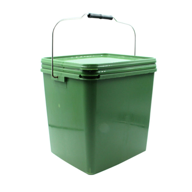 Cubo de carpas